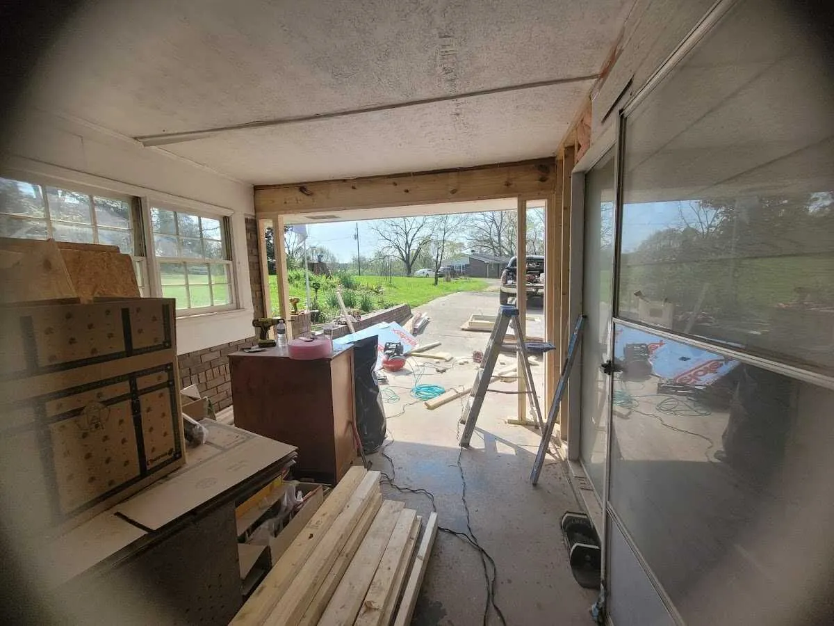 Air movers and dehumidifier for Water Mitigation Services in Handy