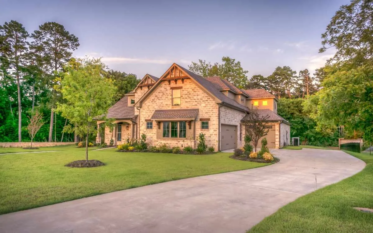 Water Damage Restoration services in Handy, MI